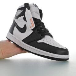 Alternative view of Air Jordan 1 High Sneaker 555088-010