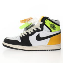 Air Jordan 1 High Sneaker 555088-118