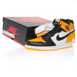Alternative view of Air Jordan 1 High Sneaker 555088-711