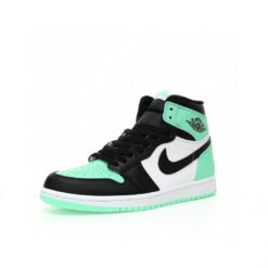 Alternative view of Air Jordan 1 High Sneaker DZ5485-130