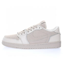 Air Jordan 1 Low Sneaker 919701-114