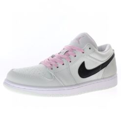 Alternative view of Air Jordan 1 Low Sneaker CZ0776-300