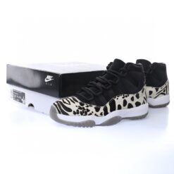 Alternative view of Air Jordan 11 Sneaker AR0715-010