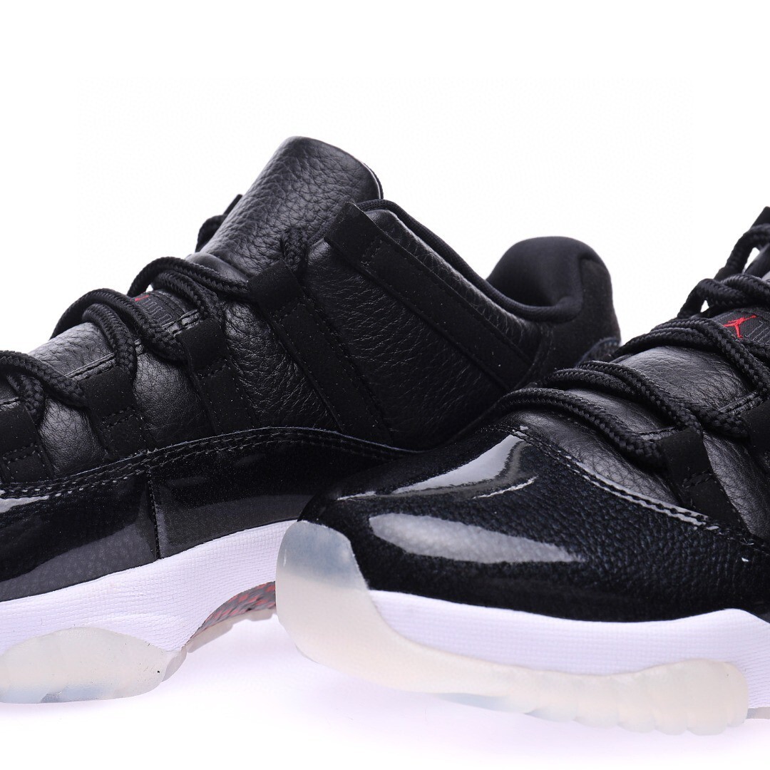 Air Jordan 11 Sneaker AV2187-001 - Image 3