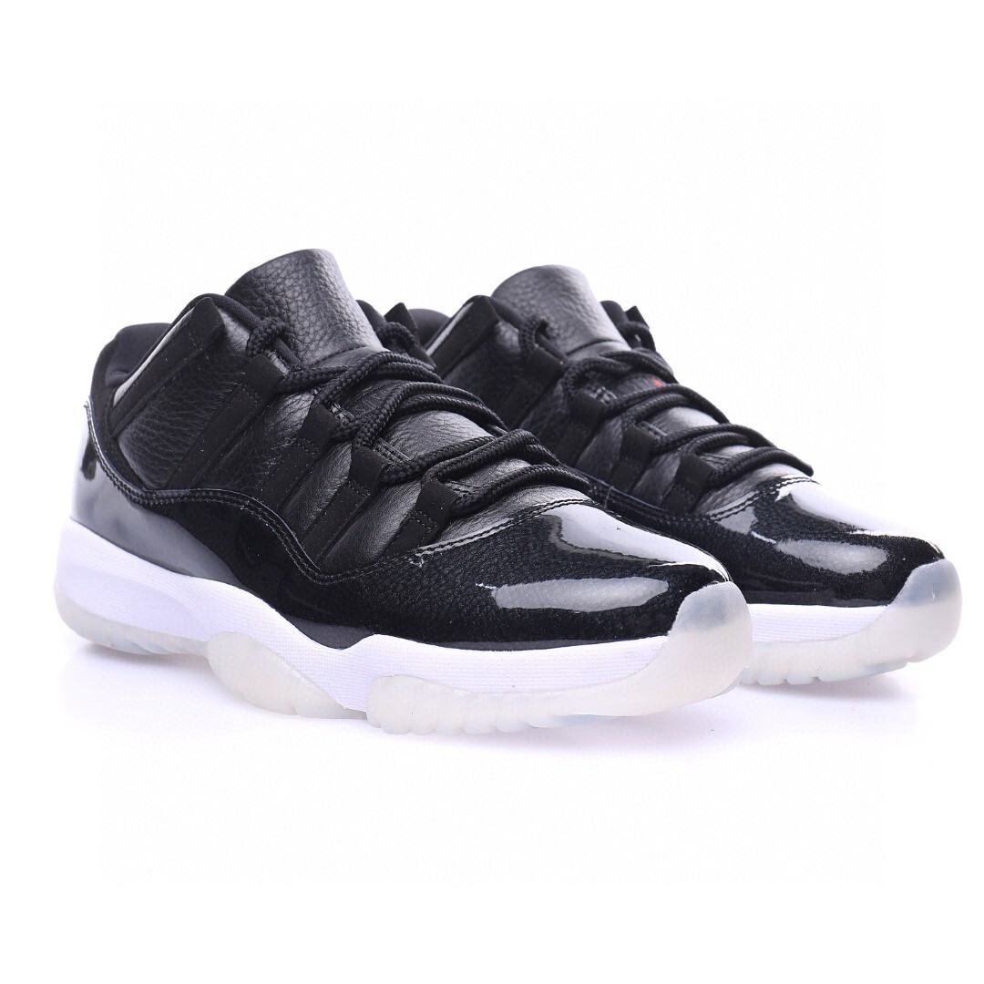 Air Jordan 11 Sneaker AV2187-001 - Image 5