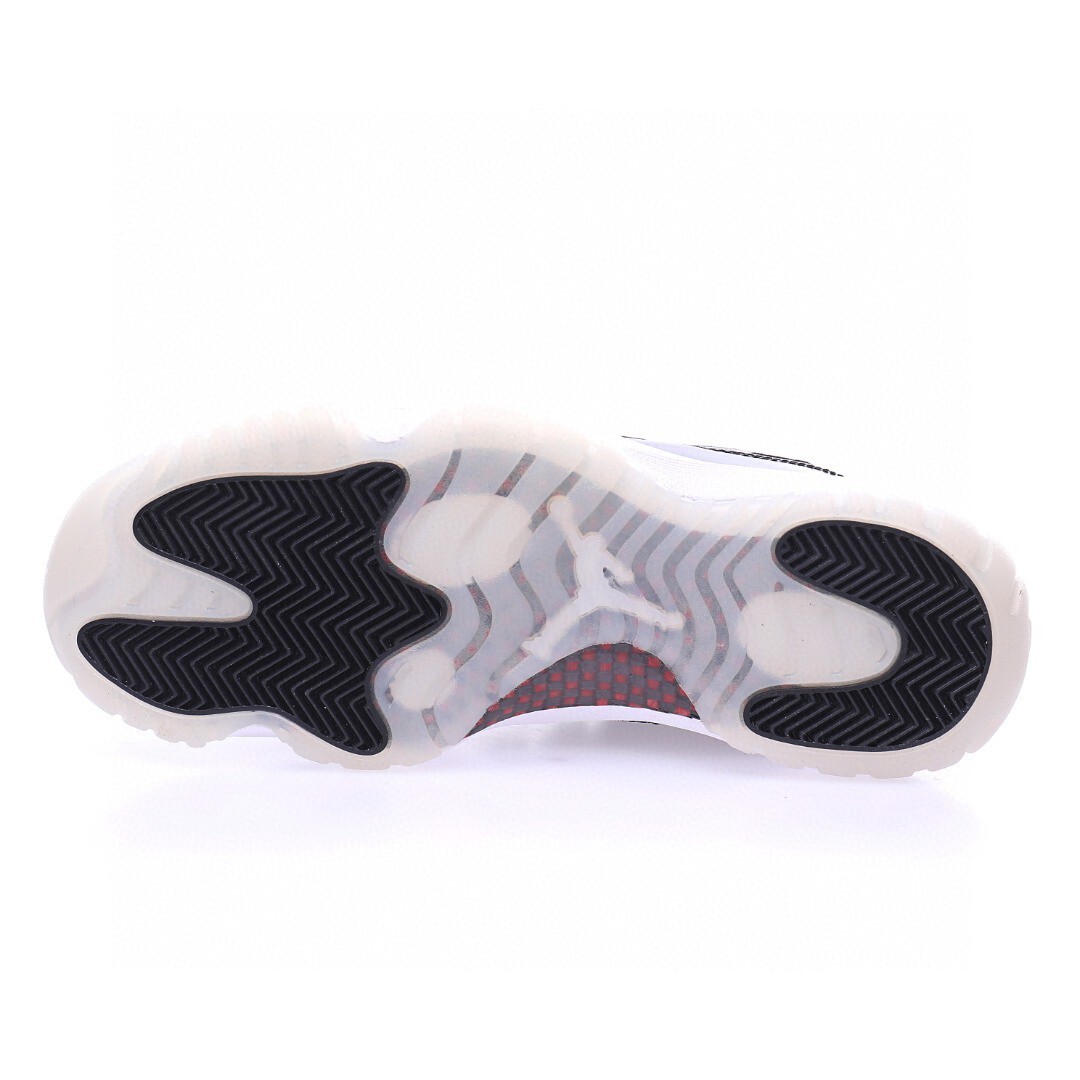 Air Jordan 11 Sneaker AV2187-001 - Image 6