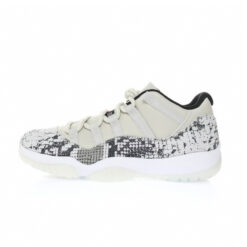 Air Jordan 11 Sneaker CD6846-002