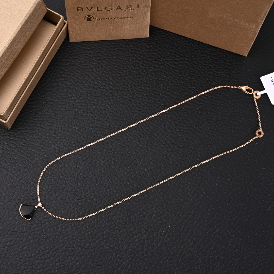 BV Necklaces 160202602040104_79