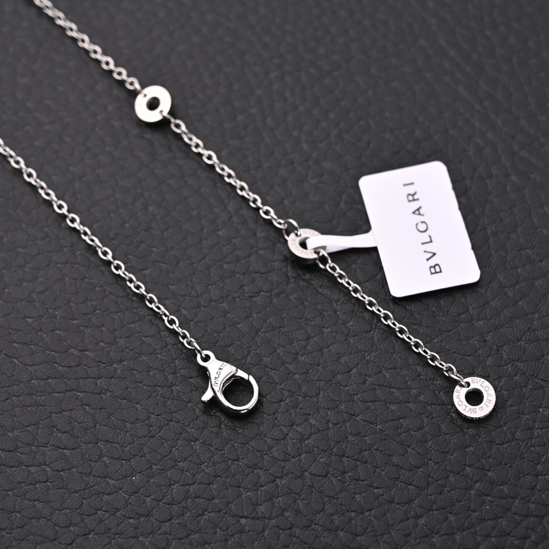 BV Necklaces 170202602040084_79 - Image 7