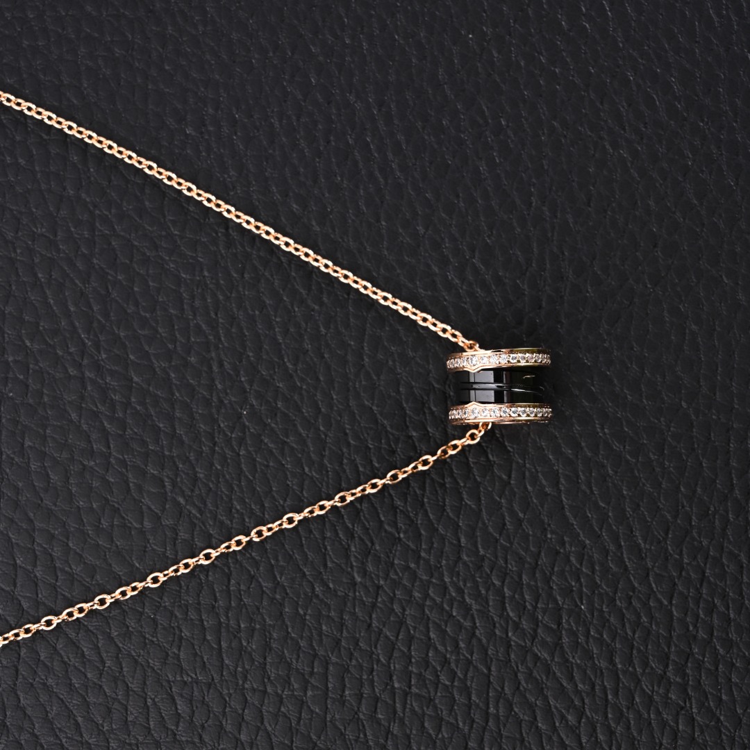 BV Necklaces 170202602040085_79 - Image 3