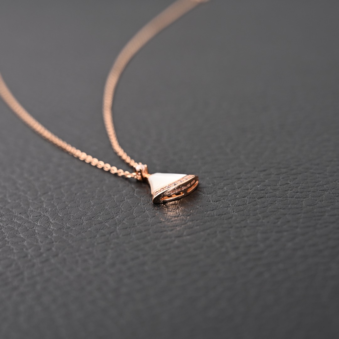 BV Necklaces 180202602040102_89 - Image 6