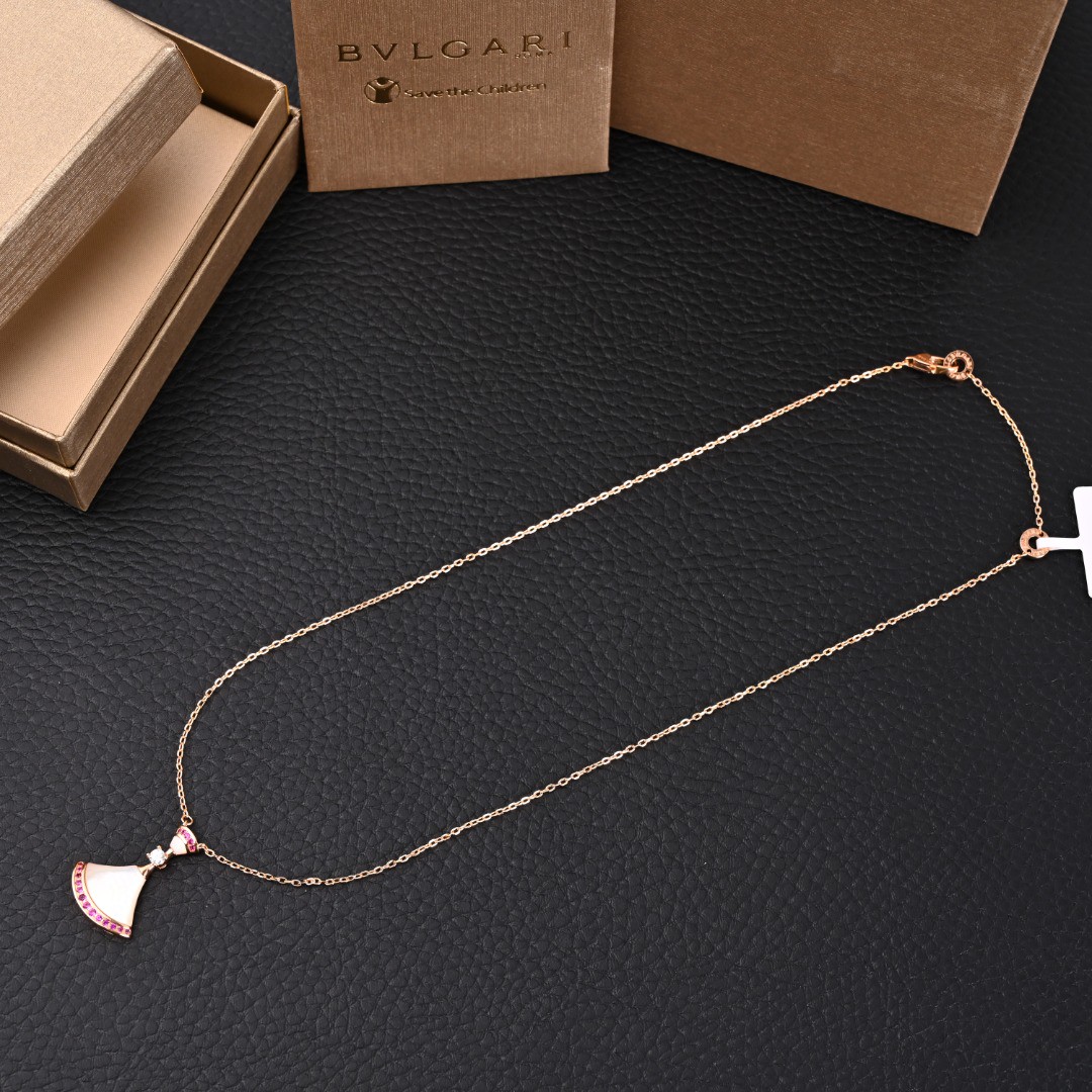 BV Necklaces 190202602040107_89