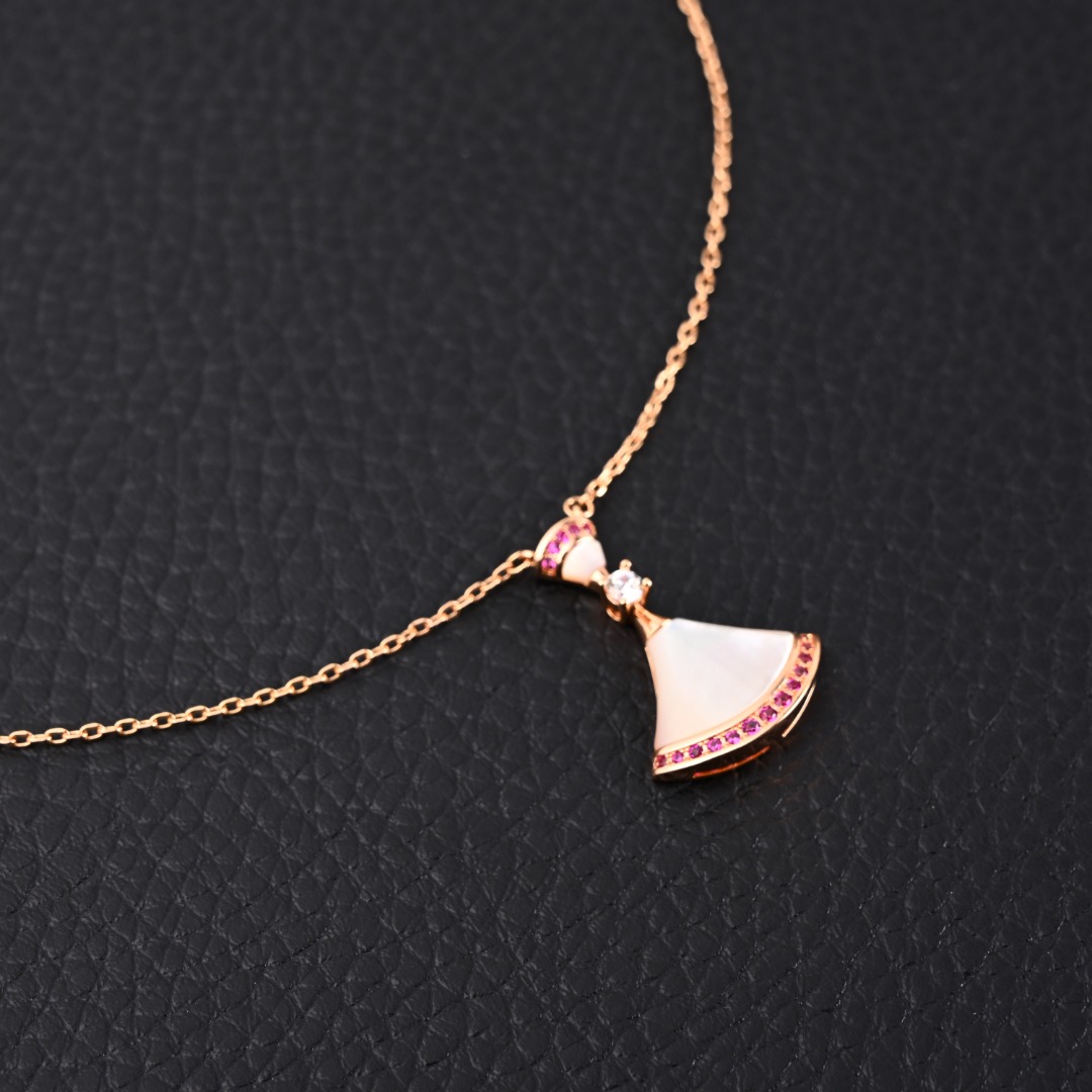 BV Necklaces 190202602040107_89 - Image 2