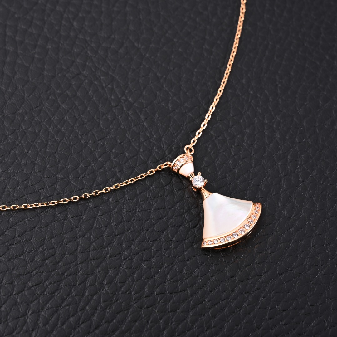 BV Necklaces 190202602040108_89 - Image 2