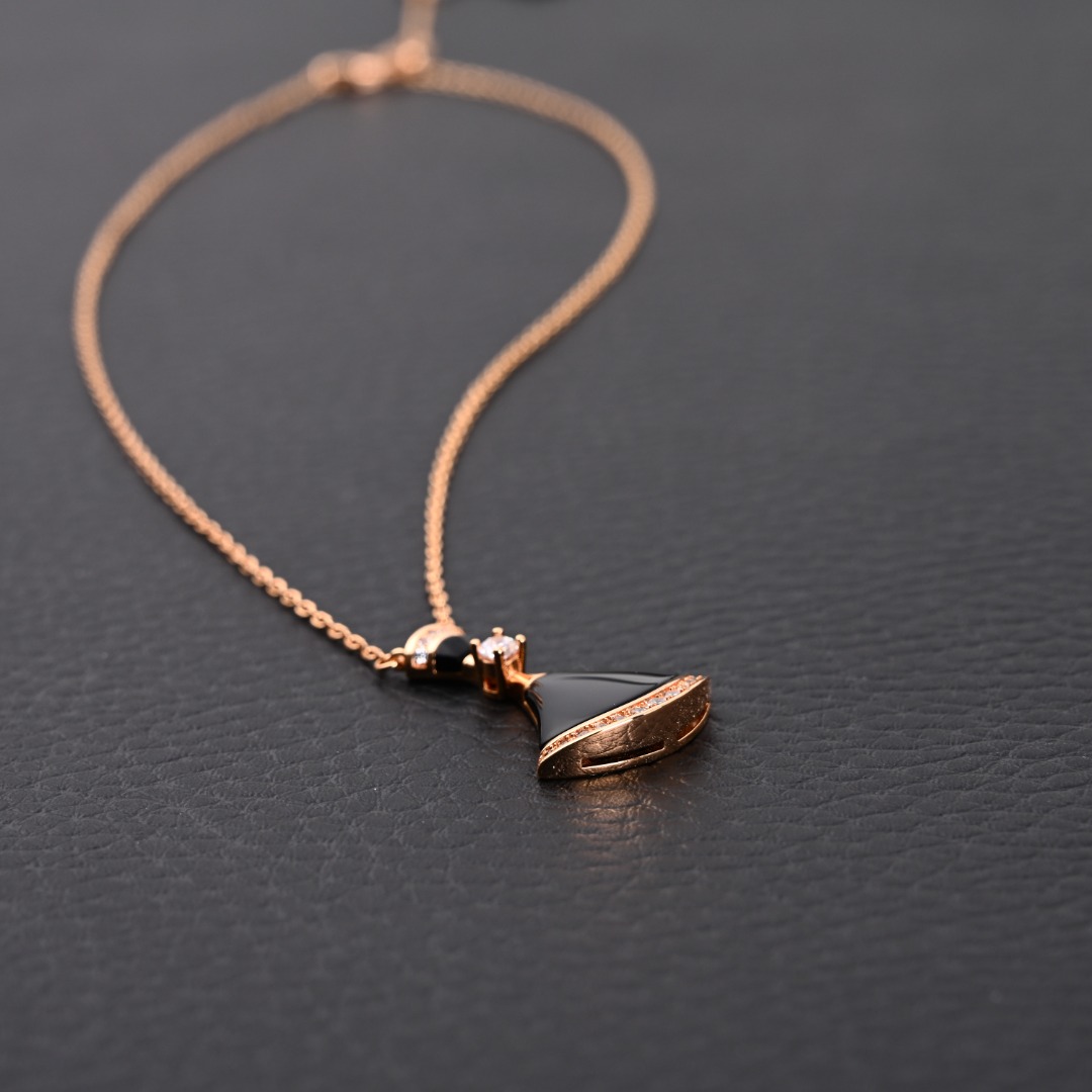 BV Necklaces 190202602040109_89 - Image 4