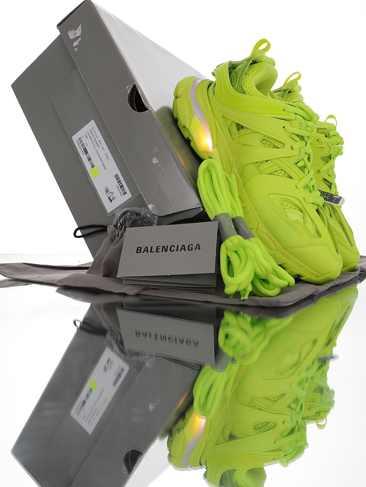 Balenciaga Track Sneaker 542023 W12LA1 3501 - Image 4