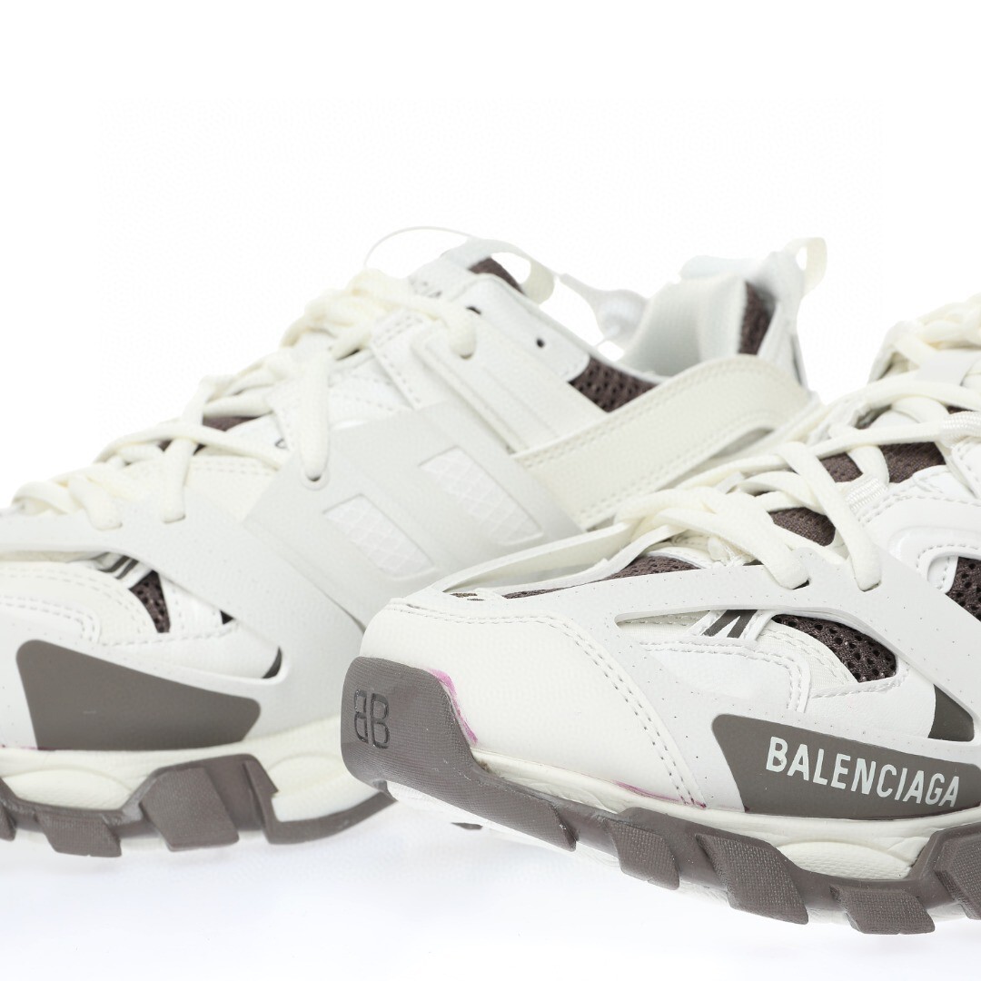 Balenciaga Track Sneaker 542023 W3AC1 1897 - Image 3
