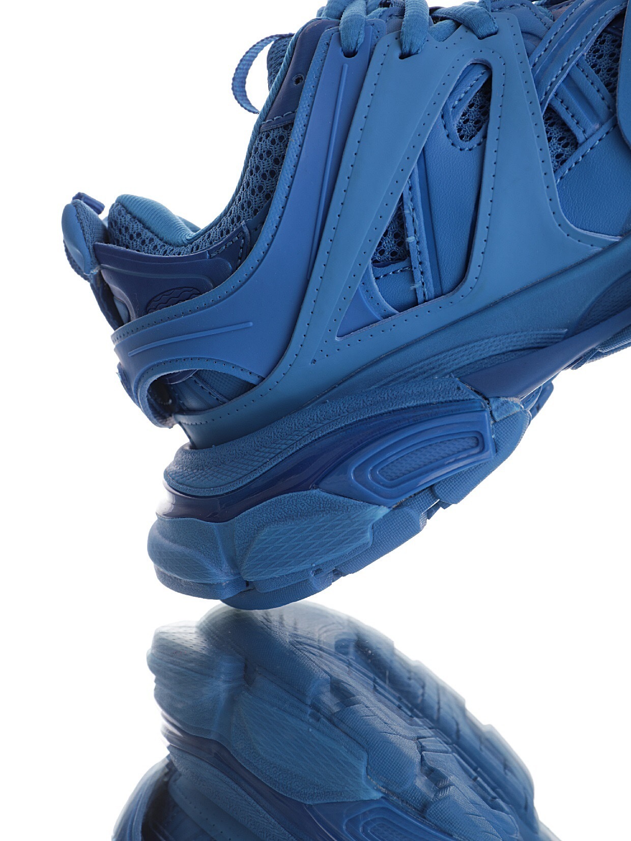Balenciaga Track Sneaker 542436 W2LA1 4000 - Image 4