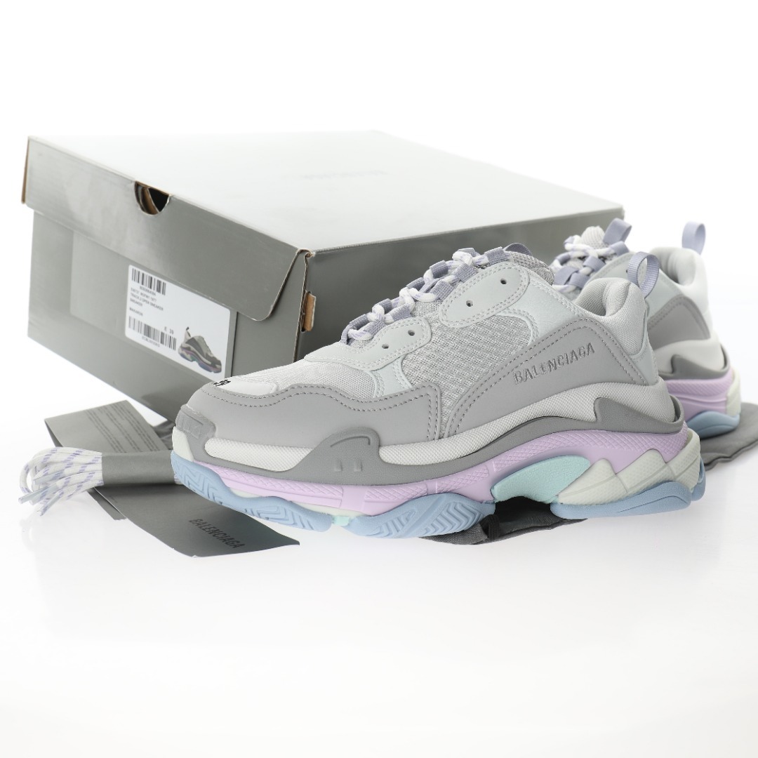 Balenciaga Triple S Sneaker 536737 W2FW1 1977 - Image 2