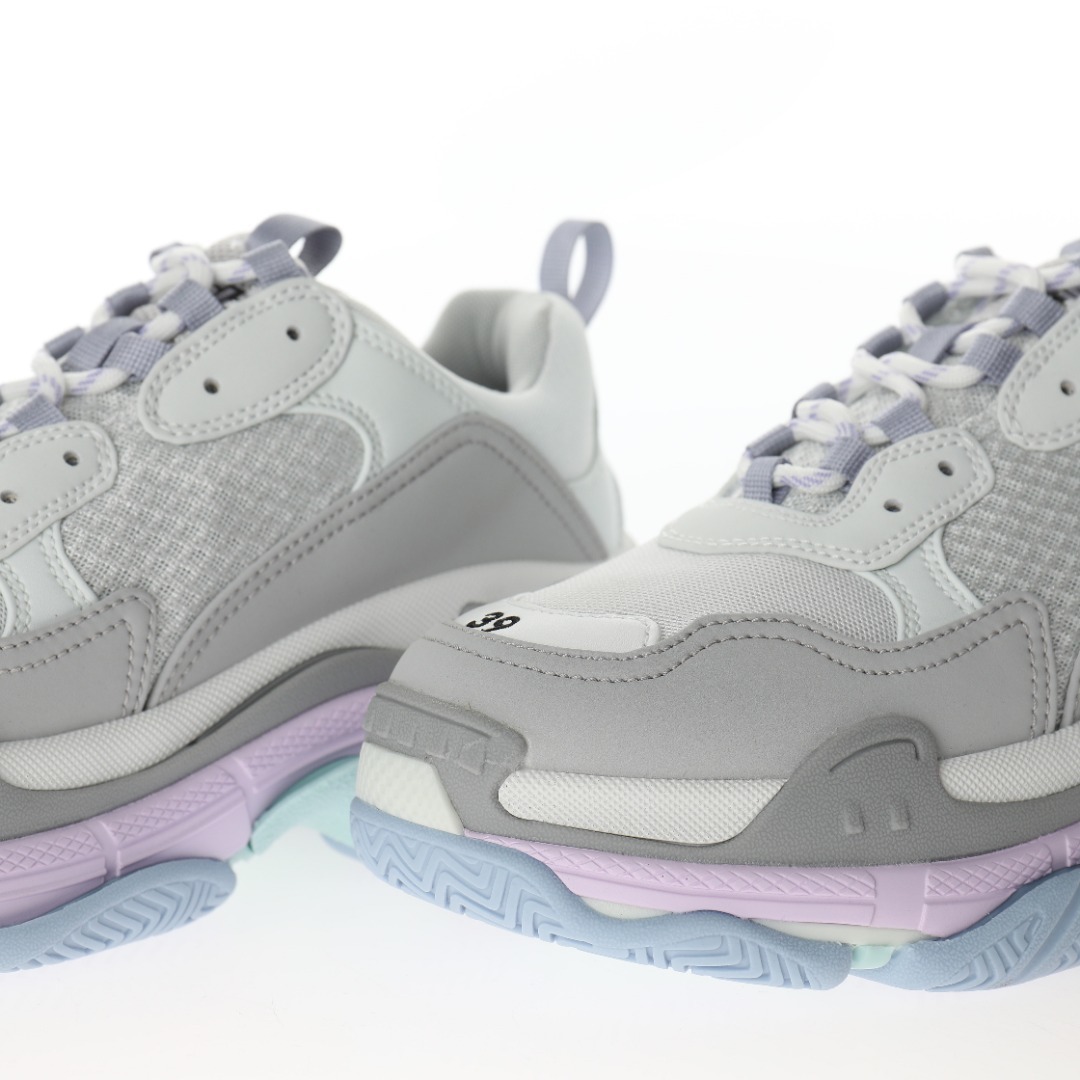 Balenciaga Triple S Sneaker 536737 W2FW1 1977 - Image 3
