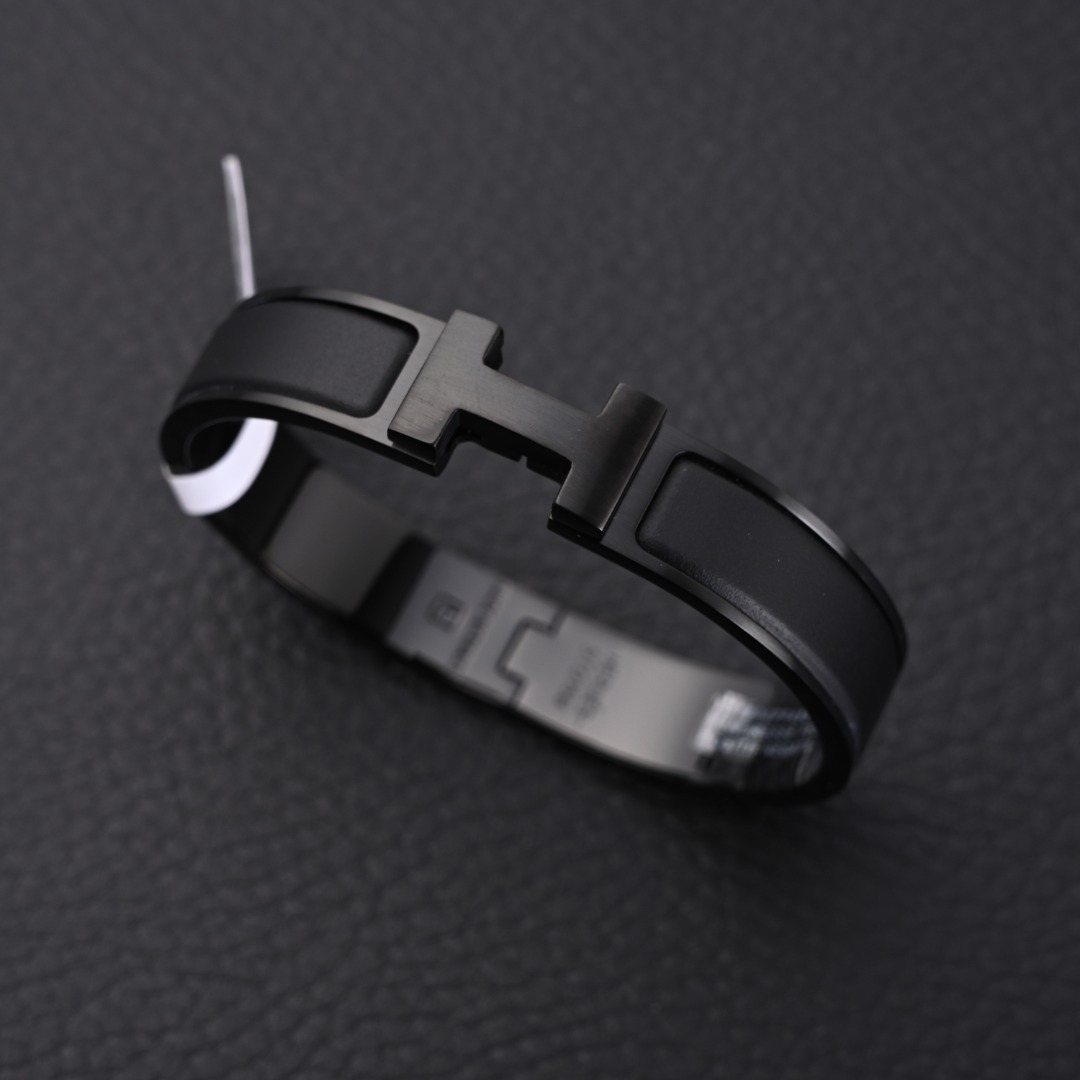 HERMES Bracelets 190202602040026_89