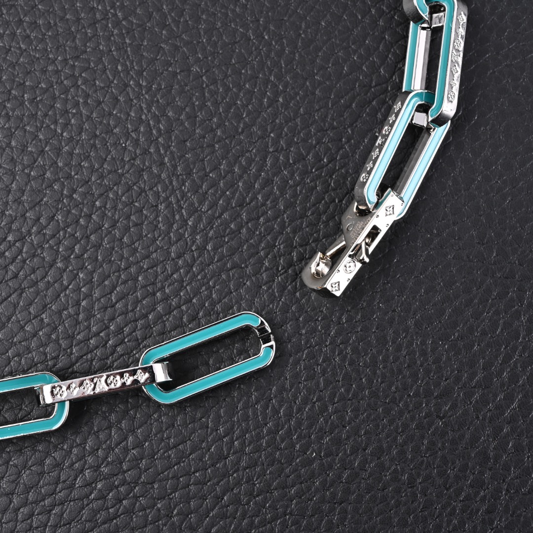 LV Necklaces 180202602040172_89 - Image 4