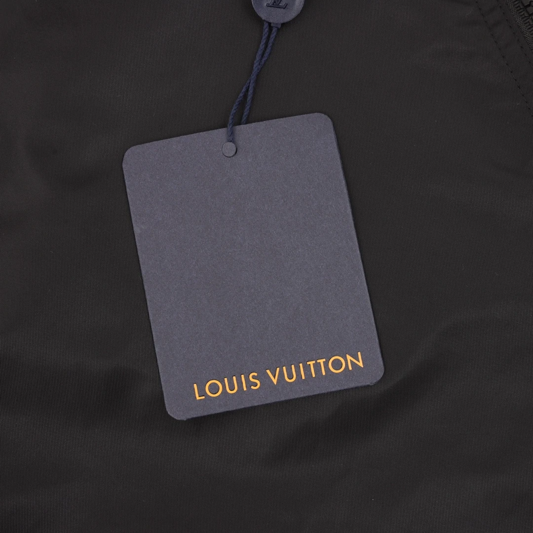 LV Outwear 46-52 360202602033400_139 - Image 5
