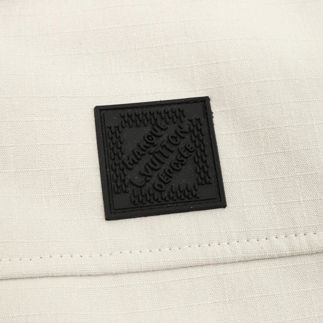 LV Outwear XS-L 350202602030100_139 - Image 5