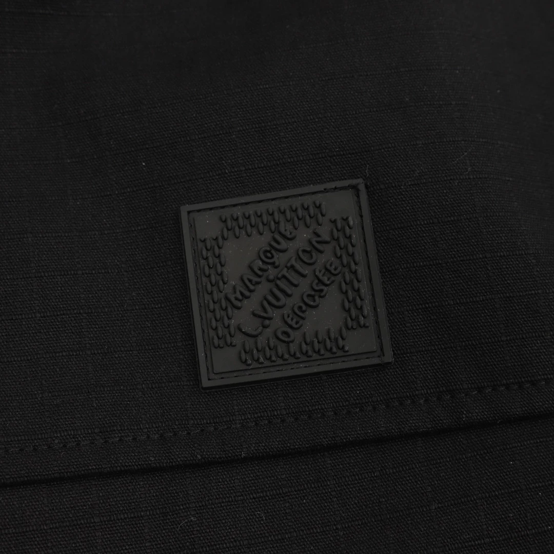 LV Outwear XS-L 350202602030101_139 - Image 5