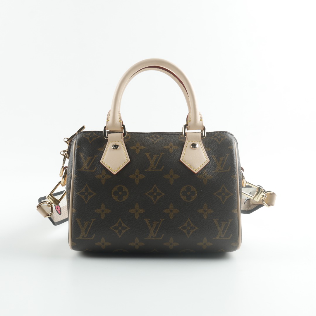 LV Shoulder & Crossbody 20x12x14cm 320202602040028_179 - Image 2
