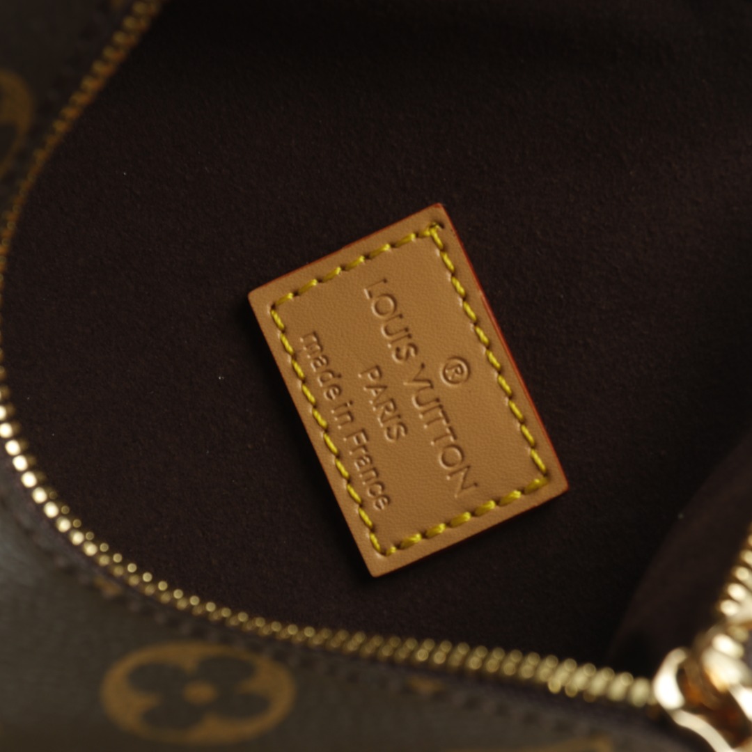 LV Shoulder & Crossbody 21x14x6cm 400202602040031_219 - Image 8