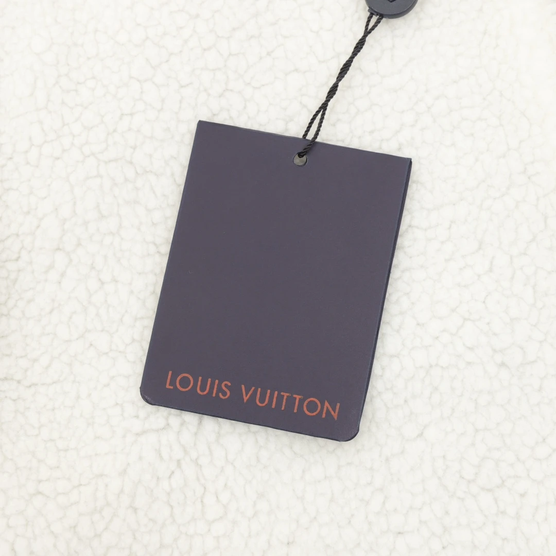 LV Topwear S-L 370202602032092_139 - Image 5