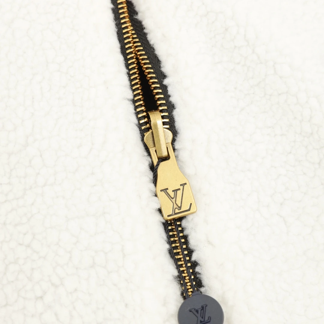LV Topwear S-L 370202602032092_139 - Image 6