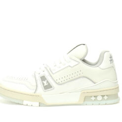 LV Trainer Sneaker 1A8WAV