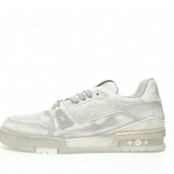 LV Trainer Sneaker 1A8WAV_CM_2