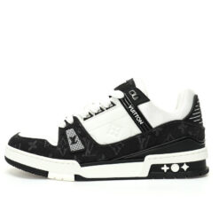 LV Trainer Sneaker 1A9JG7