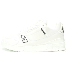 LV Trainer Sneaker 1AIKR7