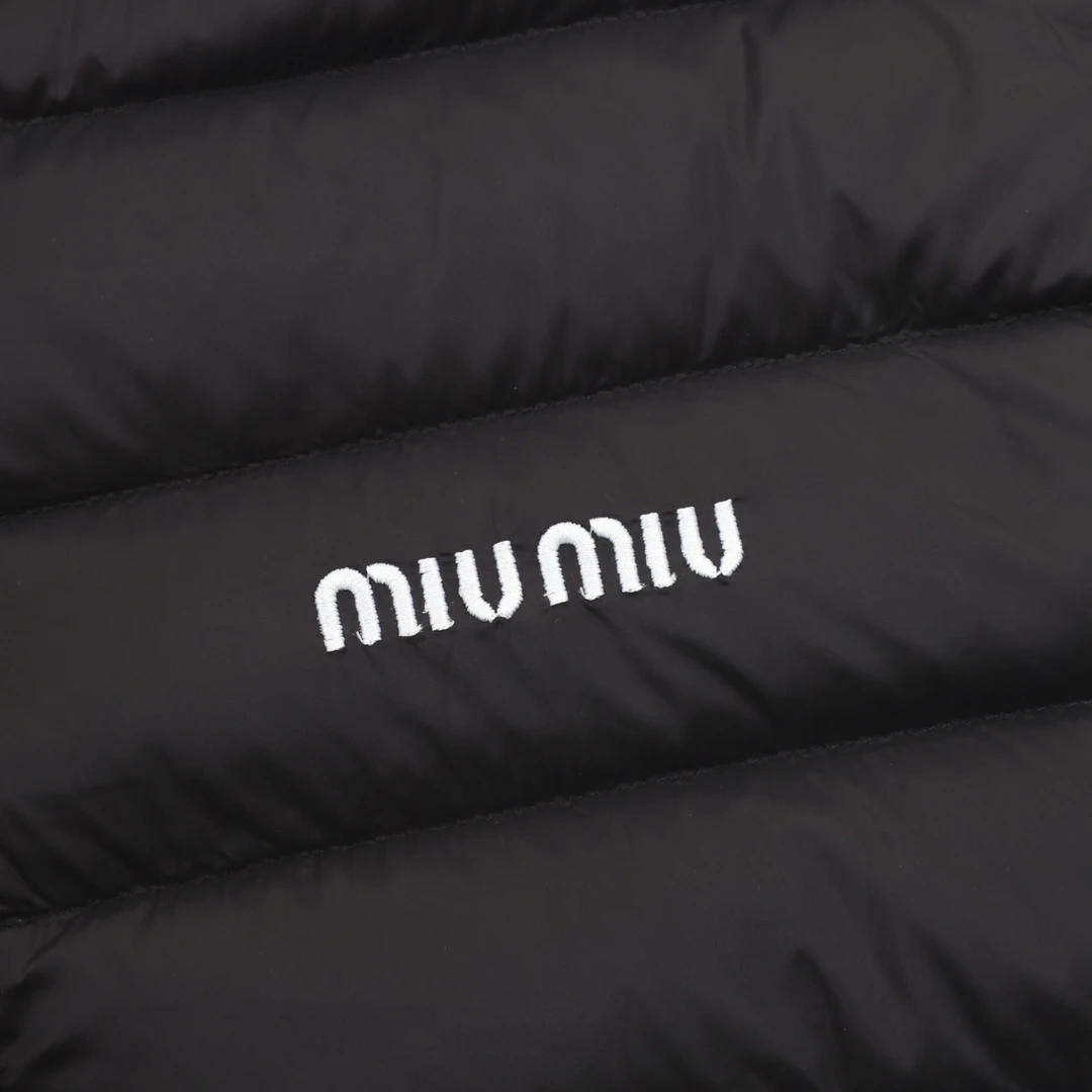 MIU MIU Outwear 46-52 0202602030536_109 - Image 4