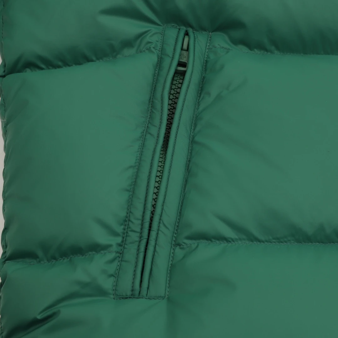 MONCLER Outwear S-L 0202602031569_109 - Image 6