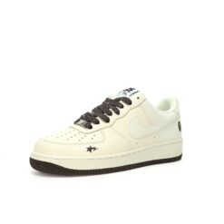 Alternative view of Nike Air Force 1 Sneaker FG6688-100