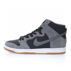 Nike Dunk High SB Sneaker 854851-066