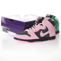Alternative view of Nike Dunk High SB Sneaker CU7349-001