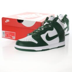 Alternative view of Nike Dunk High SB Sneaker CZ8149-200