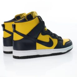 Alternative view of Nike Dunk High SB Sneaker CZ8149-700