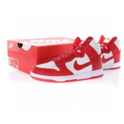 Alternative view of Nike Dunk High SB Sneaker DD1399-106