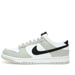 Nike Dunk Low SB Sneaker DE0236-022