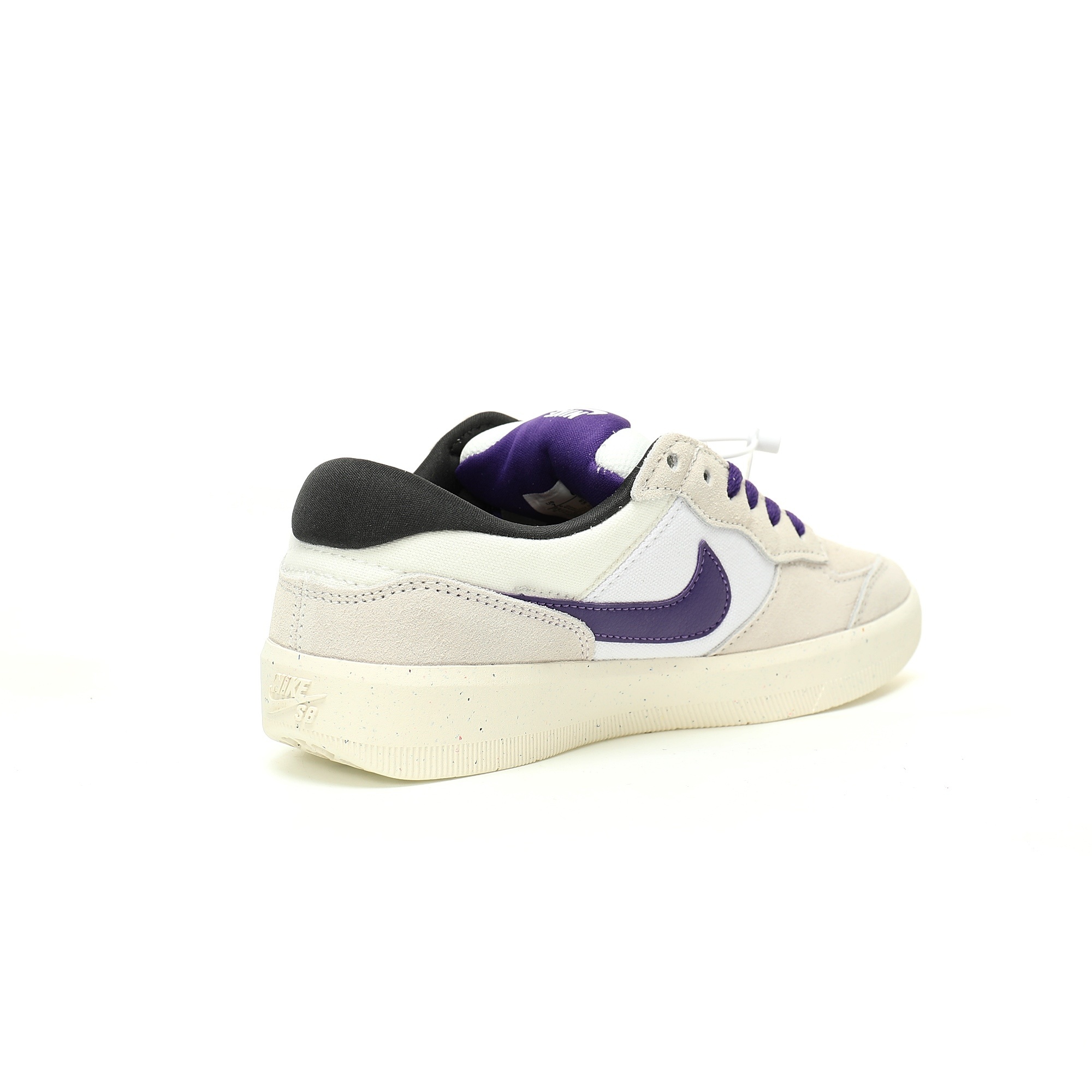 Nike Dunk Low SB Sneaker DV5477-006 - Image 8