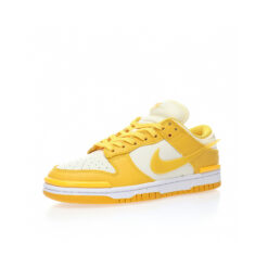 Alternative view of Nike Dunk Low SB Sneaker DZ2794-100
