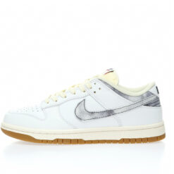 Nike Dunk Low SB Sneaker FN6881-100