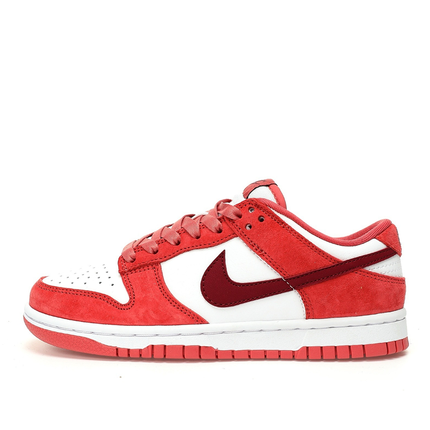 Nike Dunk Low SB Sneaker FQ7056-100
